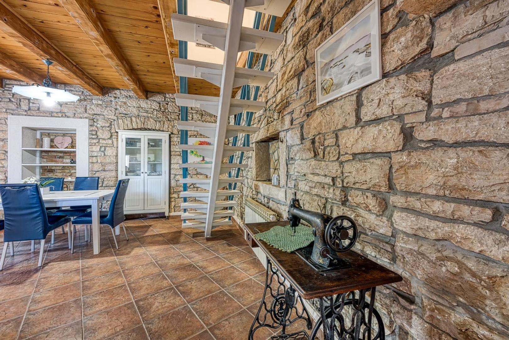Casa Gustinka Villa Heki ภายนอก รูปภาพ