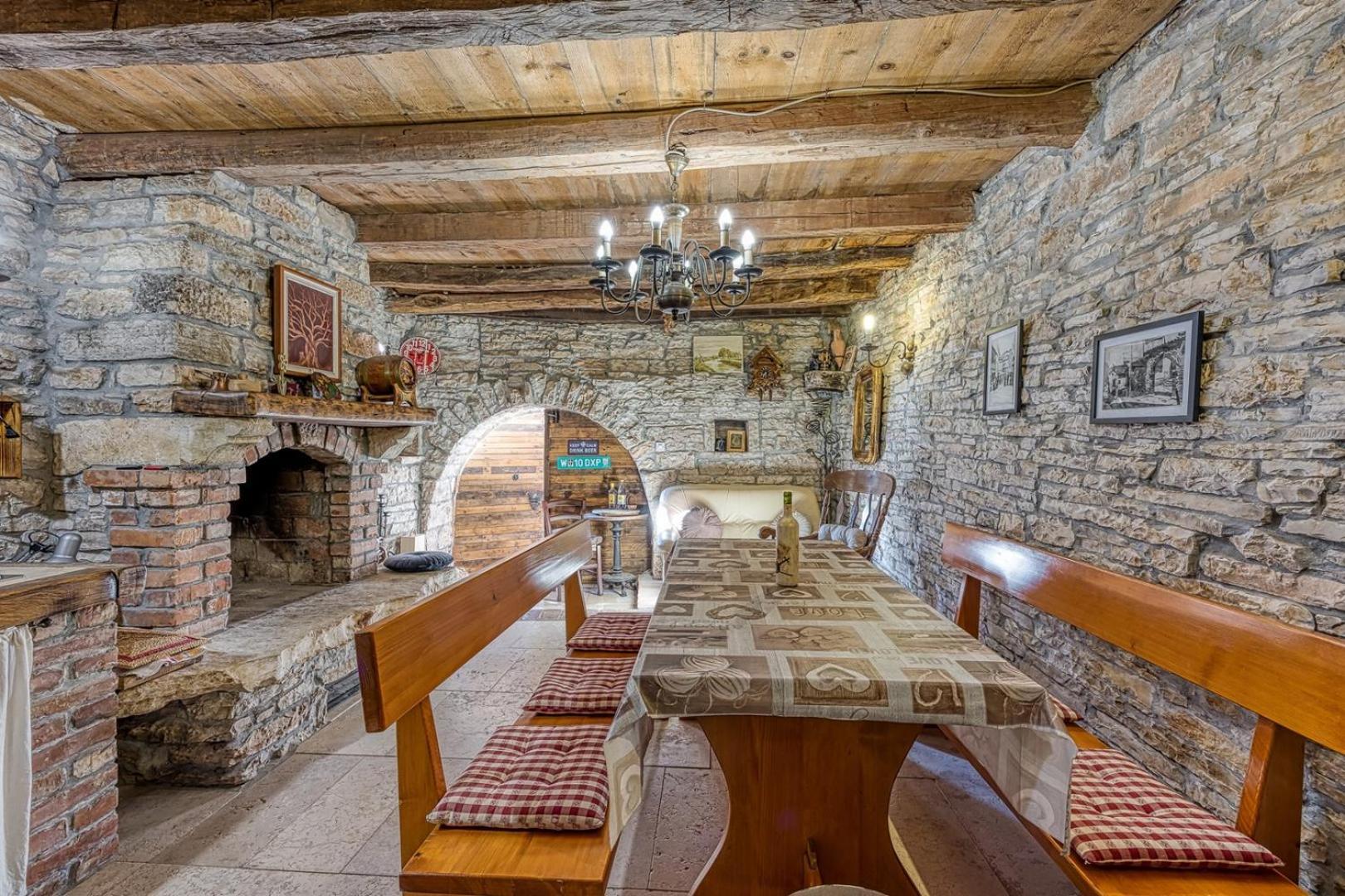 Casa Gustinka Villa Heki ภายนอก รูปภาพ